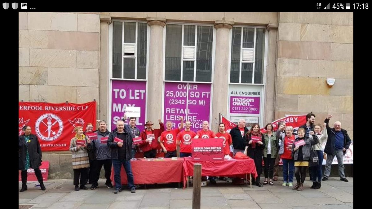 mocata13's tweet photo. Liverpool Labour out in numbers today receiving a very positive response on Bold Street. #ForTheManyNotTheFew ✊✊✊ https://t.co/AFDIlXwvEL