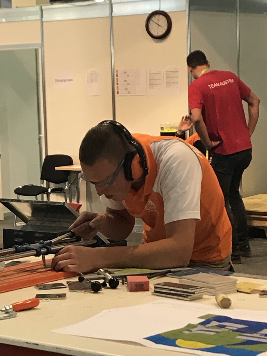 renevanhell's tweet photo. Follow the live stream of the Closing Ceremony tonight of Budapest Euroskills 2018 @EuroSkills_info and watch as the medallists are announced:  https://t.co/bF5VRDAdwZ Team NL @WorldSkillsNL is well presented with 31 participants in 27 job categories; 9 young women and 22 guys. https://t.co/3VYvKC9Qkn