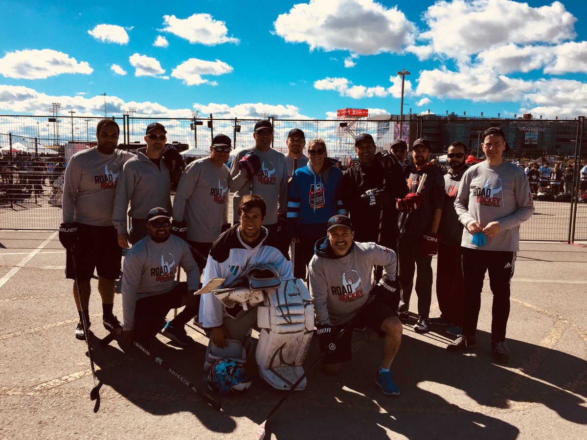 Great game at Road Hockey to Conquer Cancer for VCNA Group. Thanks to <a href="/natspooner5/">Natalie Spooner</a> for being celebrity referee...all for a good cause. #GameOnCancer