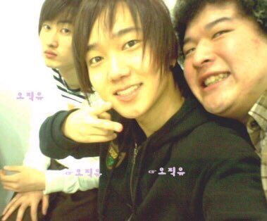 yesungdotjpg's tweet photo. look at him smiling predebut. isn't he the cutest. https://t.co/YWNVT13KVu