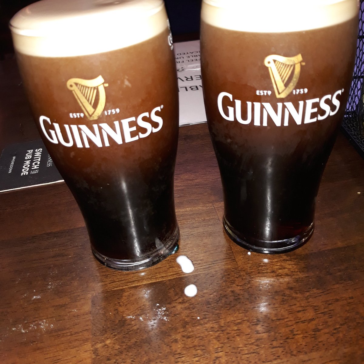 AngelaFaney's tweet photo. Love a pint of guinness, sharing is caring 😁😊 https://t.co/ycjFNbLjRO