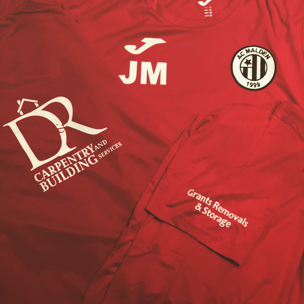 New AC Malden Merch courtesy of our official sponsors this season D&R Carpentry & Grantβs Removals π΄β«οΈπ΄β«οΈ