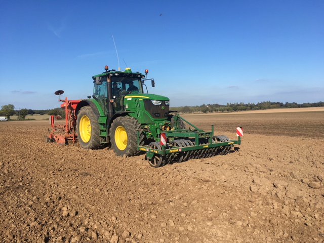 BenBurgessAg's tweet photo. We've been out drilling with the John Deere 6 series! #JohnDeere #DoMoreGuaranteed https://t.co/e7XmAuYqJZ