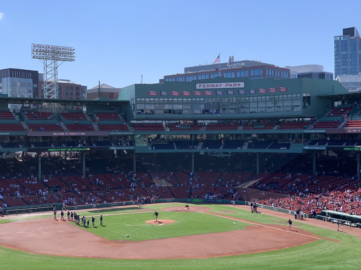 jack_gullen's tweet photo. Finally got to a Red Sox v Yankees game 😃 https://t.co/eFFinKoA0e