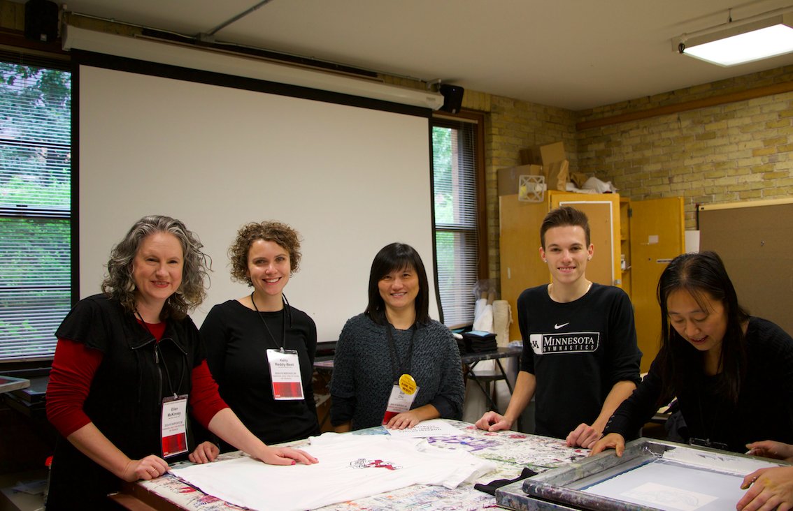 UofMDesign's tweet photo. #Design100 attendees #screenprint their own @GoldytheGopher T-shirts in one of our #screenprinting studios, https://t.co/cpjtdXVjLs