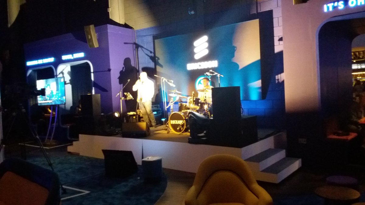 Ian Cook tweet media