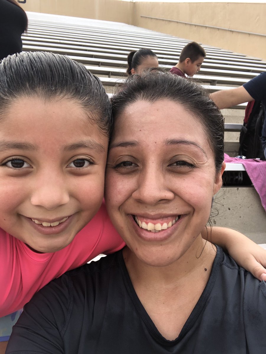 Yaneth06003822's tweet photo. Missing my little one Isabelle but here supporting kimmy & Jose in there #letsmovemcallen #McAllenKidsMarathon https://t.co/65CUdHkFIG