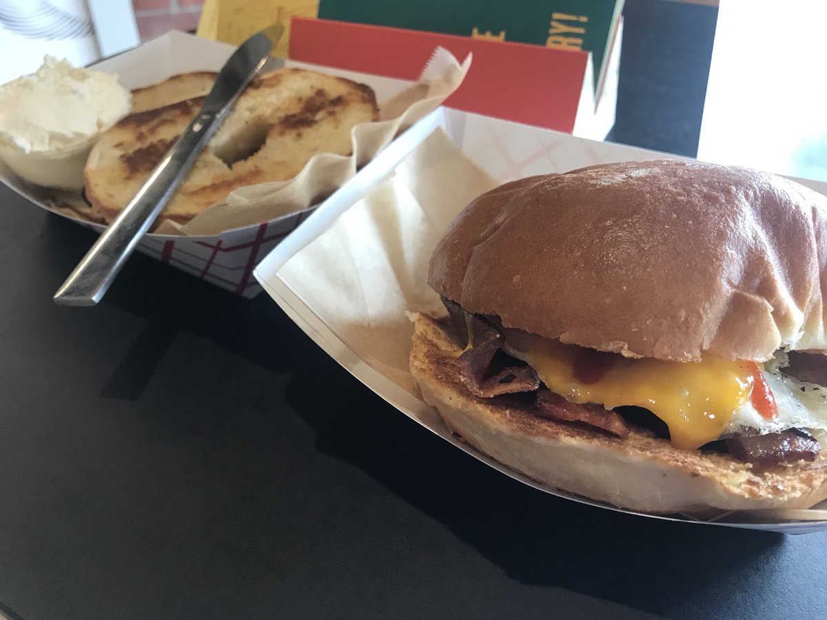 JohnFriend_FTM's tweet photo. Brunch #ParlorKCMO style at Farm to Market Sandwich Co. @FarmToMktBread https://t.co/FTwRohlr4U