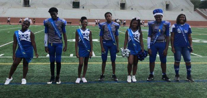 APSHJRUSSELL's tweet photo. Celebrating our 2018 Homecoming Court! #APSBrown
No Losses, Just Upgrading #BMSLevelUp!!! https://t.co/8CrLrm6dDy