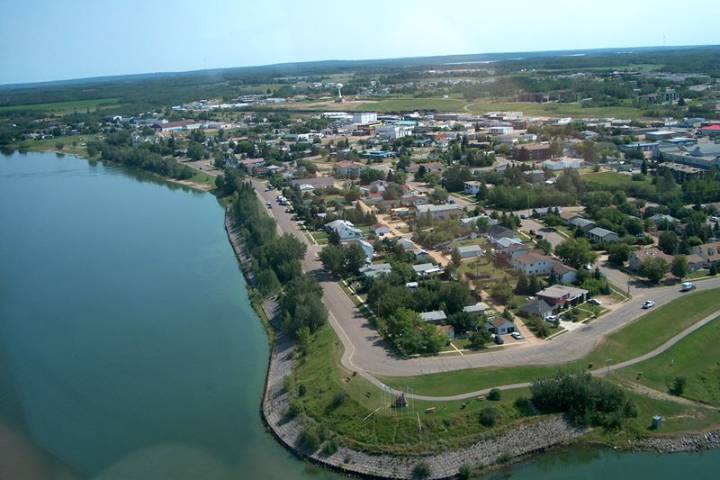 WFGLcrew's tweet photo. [Career Opportunities in LAC LA BICHE]

AS PART OF OUR EXPANSION IN NORTHERN ALBERTA REGION. WE ARE ACTIVELY LOOKING FOR GREAT PEOPLE TO JOIN OUR TEAM IN LAC LA BICHE. 

https://t.co/un44iykoyK 

#Career #LACLABICHE #Alberta #Edmonton #yeg #Yegcareer #yyccareer https://t.co/dNkRURT3z1