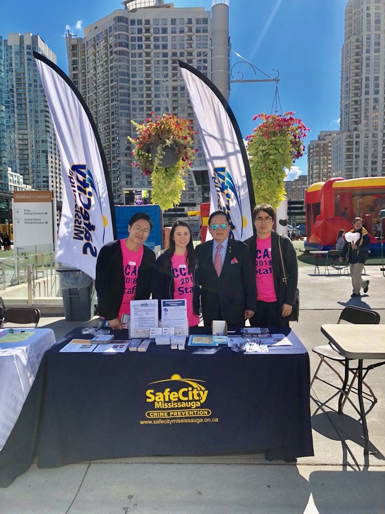 SafeCityMiss's tweet photo. It's Community Crime Awareness Day! Swing by #Mississauga Celebration Square for a whole day of performances and fun. We're here til' 9pm. Ask us how you can start a Neighborhood Watch on YOUR street! #CCAD2018 #CrimePrevention @MCSEvents @NWMississauga https://t.co/Zn45fKVA3V