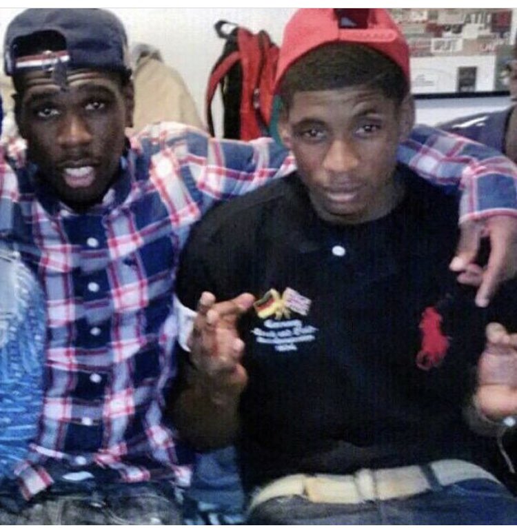 CellGotTheJuice's tweet photo. Happy birthday cousin I love you & miss you like no tomorrow #maceday https://t.co/Uvxo5oDoCM
