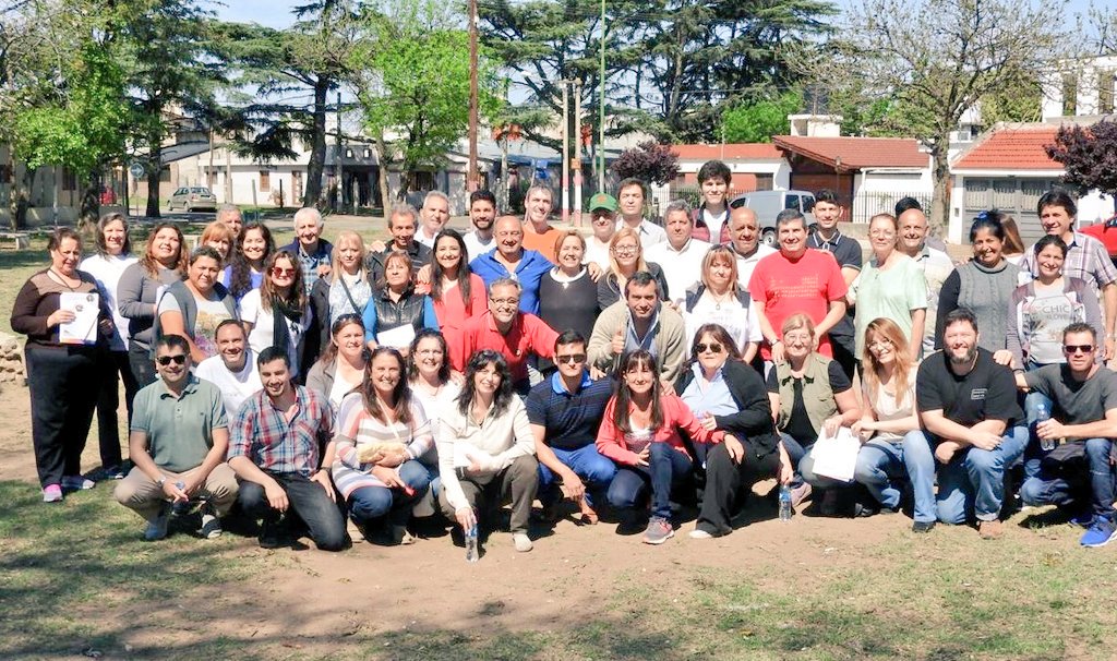 PRO7cba_capital's tweet photo. Hermosa mañana recorriendo los barrios #panamericano y #MarianoFragueiro porq #UnidosSomosUno y con #Soher somos mas. Encontrarnos con los vecinos hace de tu barrio, tu ciudad. Gracias @SoherElSukaria @ProCbaCapital @ProCbaok y @JProCbaCapital por la ayuda a escuhar a mas vecinos https://t.co/EDlchSfJ9V