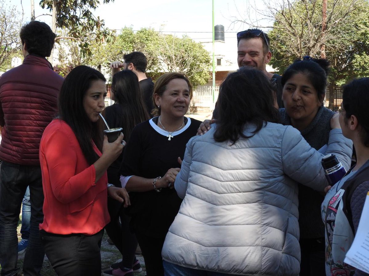 PRO7cba_capital's tweet photo. Hermosa mañana recorriendo los barrios #panamericano y #MarianoFragueiro porq #UnidosSomosUno y con #Soher somos mas. Encontrarnos con los vecinos hace de tu barrio, tu ciudad. Gracias @SoherElSukaria @ProCbaCapital @ProCbaok y @JProCbaCapital por la ayuda a escuhar a mas vecinos https://t.co/EDlchSfJ9V