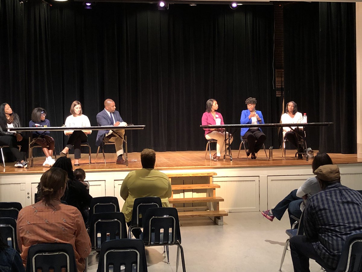 SMSOC1's tweet photo. We participated in the Elementary School Fair for Families of Color today. Such a great event and resource! https://t.co/JBYJfdq1Rn