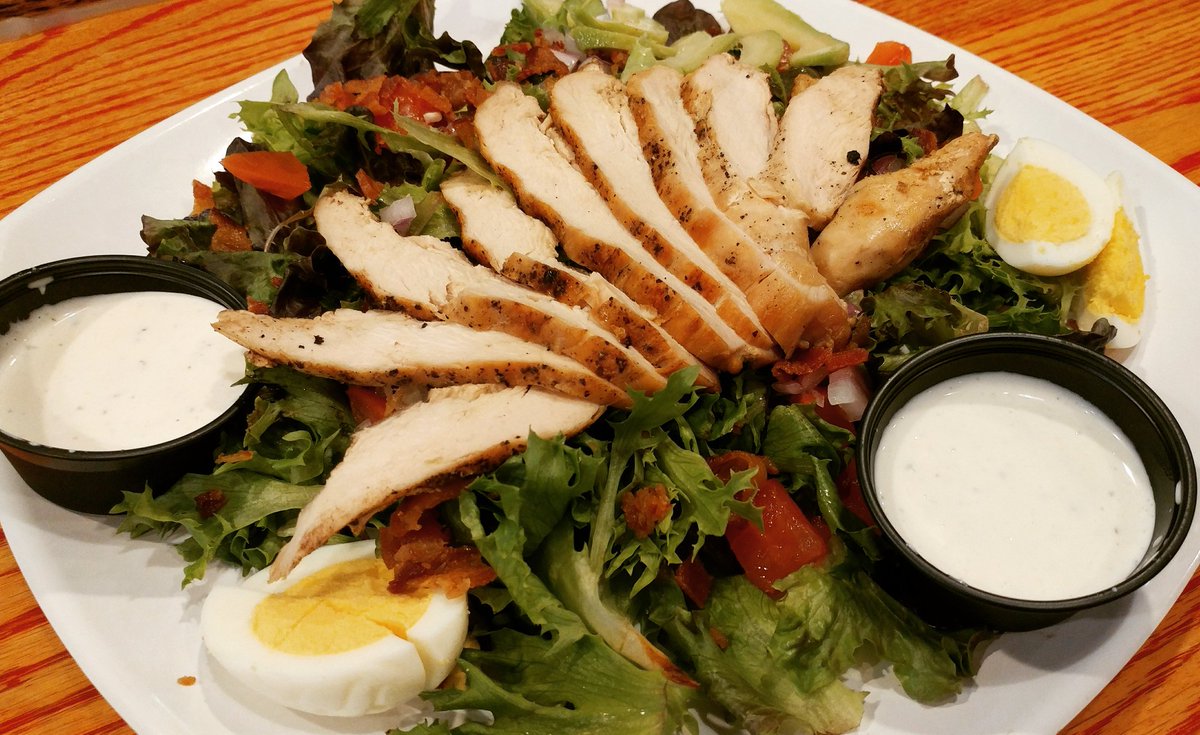 We make AWESOME salads at Beer Army Burger Company! Have you tried our Cobb Salad? Top it with grilled chicken, fried chicken,  shrimp, beef, or waygu! #veggiefresh #downtownnewbern #beerarmyburgercompany #salad #saturdaylunch