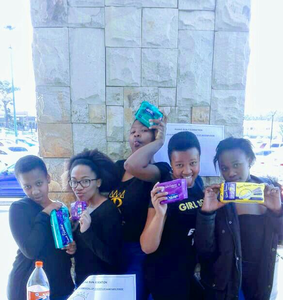 Hopefordreams2's tweet photo. "We rise by lifting others"

East London branch would like to thank everyone who came out to support us in Amalinda Shoprite.

We appreciate your support.

#AHopeForDreams ☀ https://t.co/5VWt4D64KS