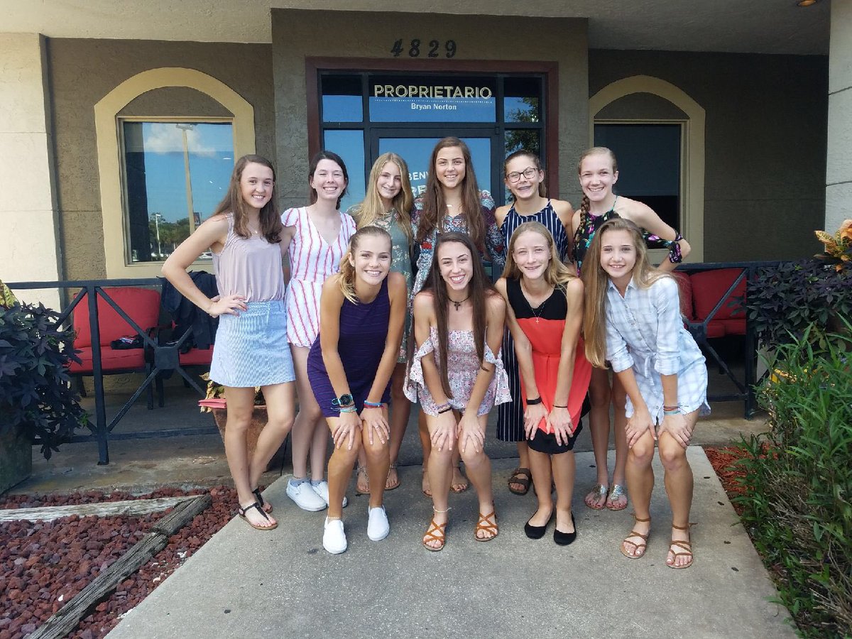 CKXCGIRLS tweet media