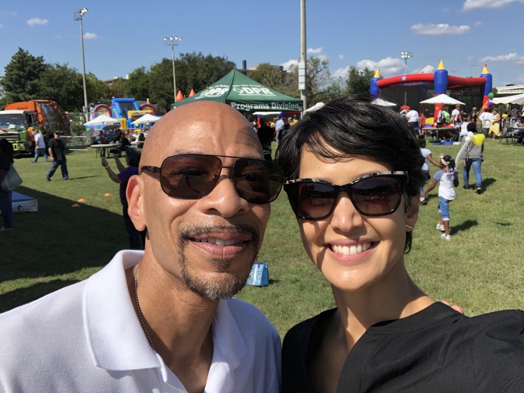 ahnnakim's tweet photo. Proud of my colleagues @DCDPR for continuing to deliver incredible community-building events. Thankful for the hardworking men and women of DPR, including Deputy Director John Stokes! And shout out to @DCDGS for making sure the grounds were ready. @DMEforDC #DPRRecDay #FITDC https://t.co/JgVgiLEBPV