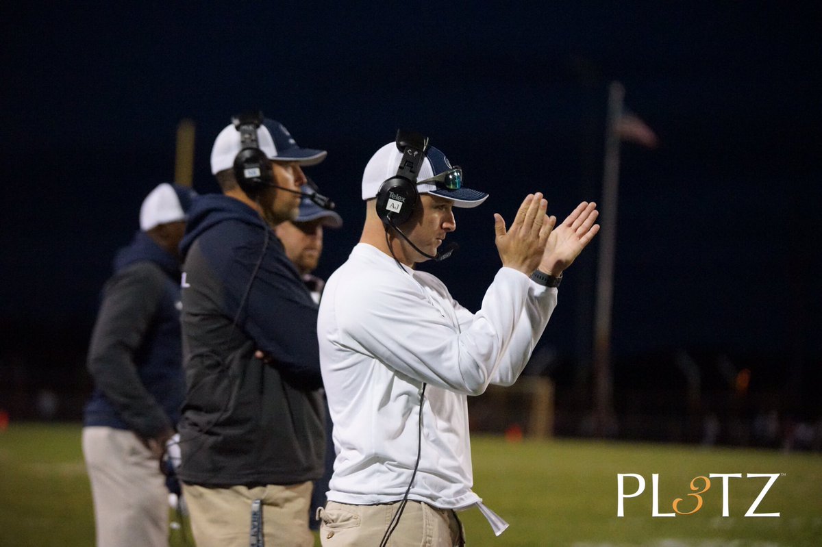 PL3TZ's tweet photo. Blaine Vs Champlin Park HS Football (9/28/2018) @MNPrepSpotlight @ChamplinParkHS @BlaineFootball @BlaineHS https://t.co/Cpt2Q3tGrQ