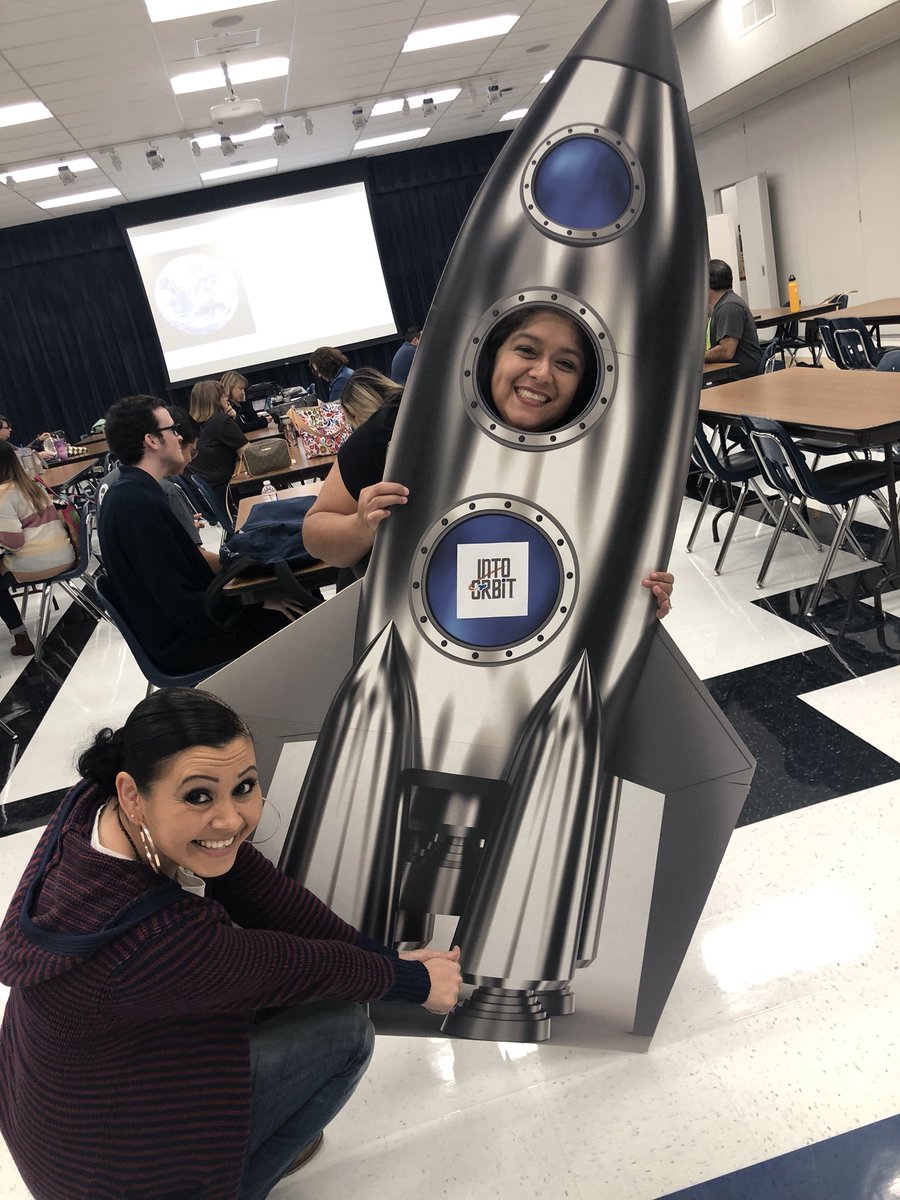 Ete_Rdgz4's tweet image. We’re blasting off our first ever Myers Robotics Team. We’ll be orbiting into new adventures.💙🚀👩🏻‍🚀👩🏽‍🚀💙
@NISDMyers #MyersGameOn  @NISDElemScience #NISDRobotics