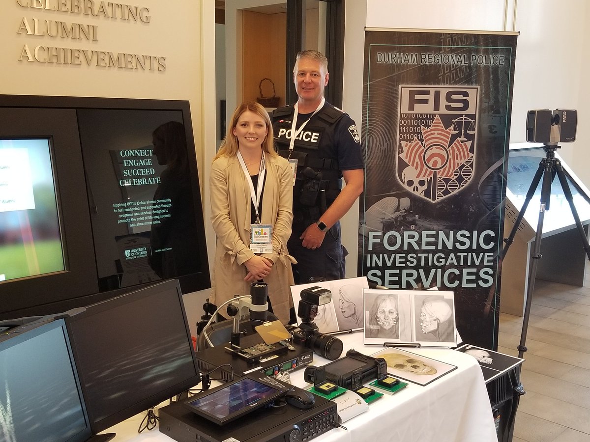 DRPS3110's tweet photo. Out of the lab, and into the community.  Forensic Investigative Services at  #SmartCitiesDurham and Clarington Family Safety Day.  Great turnout on a beautiful day.  Amazing support from our diverse community members! https://t.co/Aj5DMazYHa