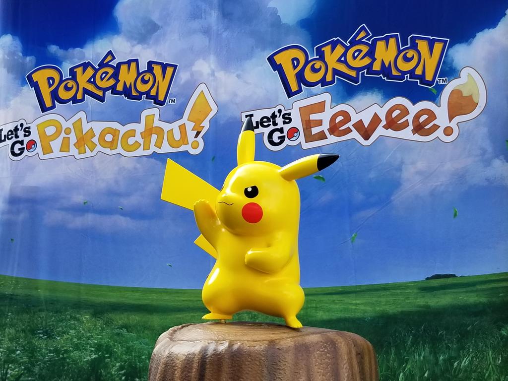 Are you Team Pikachu, or Team Eevee? 

 #teampikachu #teameevee #losangeles #nintendoswitch #gamers #pokemon #NintendoSwitch (#NINTENDOPARTNER)