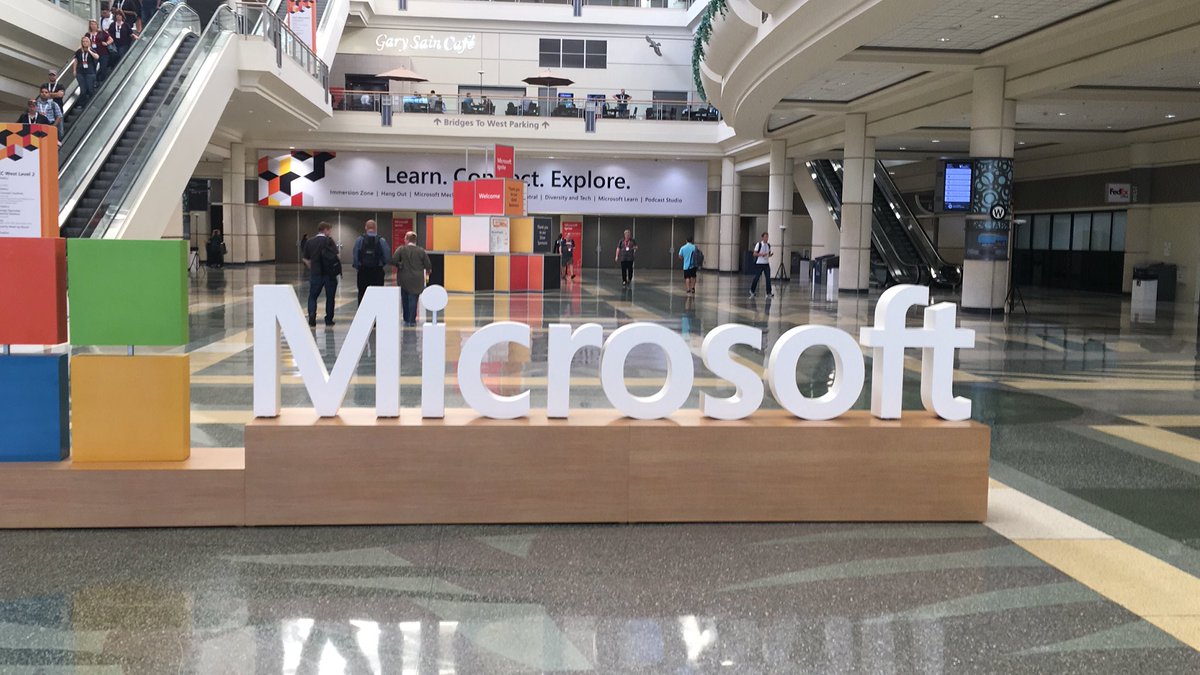 fberson's tweet image. Windows Virtual Desktop, RDS 2019 and Multi Session Windows 10. What a week! microsoftplatform.blogspot.com/2018/09/window… #msignite #rds #RDmievolved