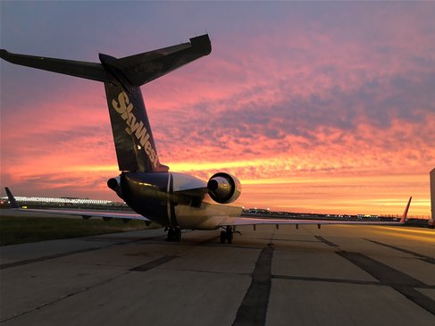 SkyWestAirlines's tweet photo. SkyWest has incredibly talented people and it shows! Here are some of the top photos taken by employees for our #OOAppreciationWeek “True Blue” photo contest. 

Join our amazing team at https://t.co/yAg4Vn7N9P https://t.co/DdUtE7UW5n