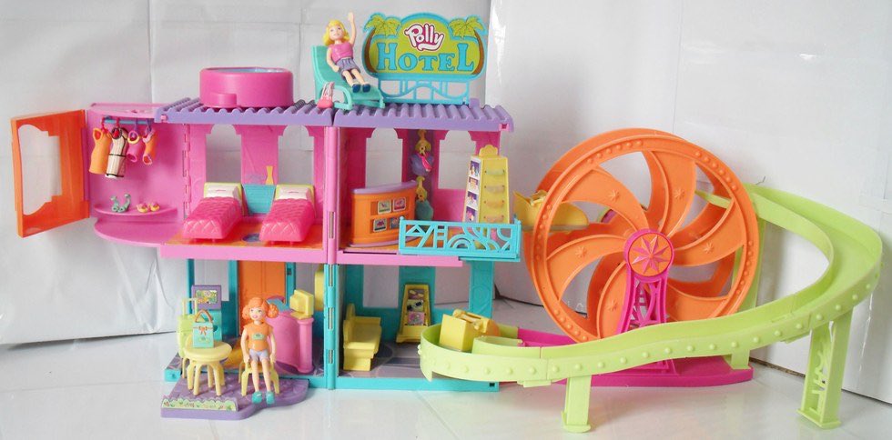 karatraynor's tweet photo. Growing up is realizing your Polly Pocket’s had a way better life then you will ever have. https://t.co/26GPK14H4v