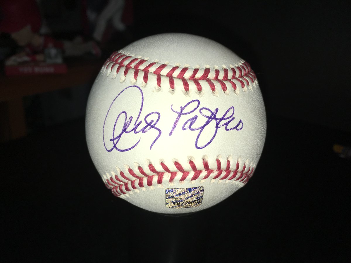 lanc_supcap3841's tweet photo. Some certified by Topps and Playoff Absolute signed balls @LFTimes_sports @Markhoyle4 @BaseballMark15 @CHUCKVANHORNE @JPBeast7 @wthballs @autographblog @A_A_Autographs @jca53057 @ChrisGaikwad1 @vegitojedi @Topps #autographedbaseballs @jimmy_bayless @JJ_Alcaraz @miketrout_cards https://t.co/06iSjsSP8w