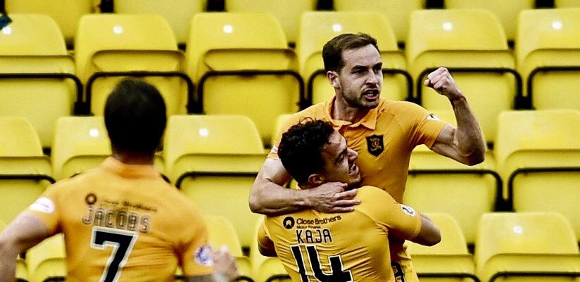Livi_Loyal's tweet photo. Bring on the fuckin huns 🦁 https://t.co/hMWCt1Wawa