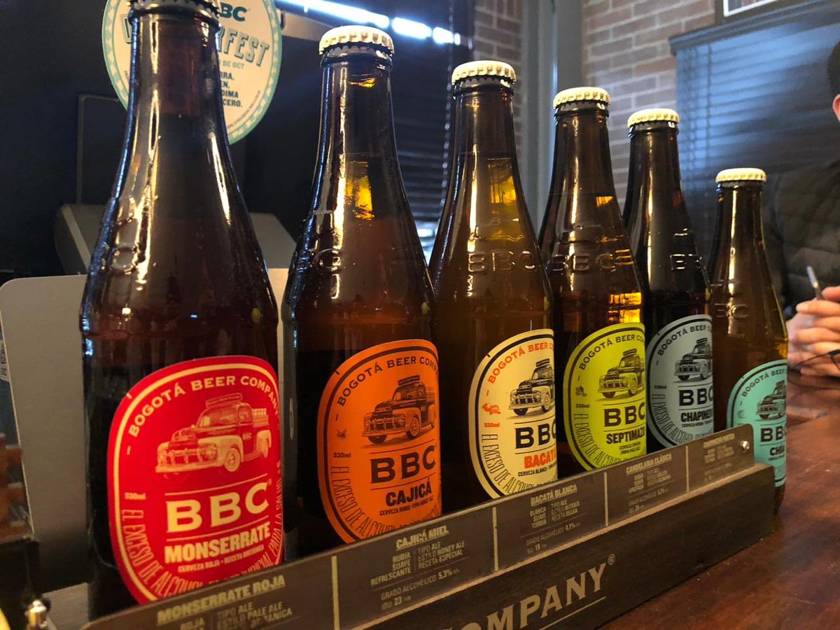 Juanpis's tweet photo. Adivinan en dónde estoy? 🤤🍻 Pues es en paraiso! Arrancando la celebración del #OctuBEERfestBBC 

Si se inscriben en este link https://t.co/GEpjsiNncU y van a algún PUB o Bodega, BBC invita la primer cerveza 🤤 Ahora sí que empiece #Octubeerfest 🍻 https://t.co/9RlzzEeHHb