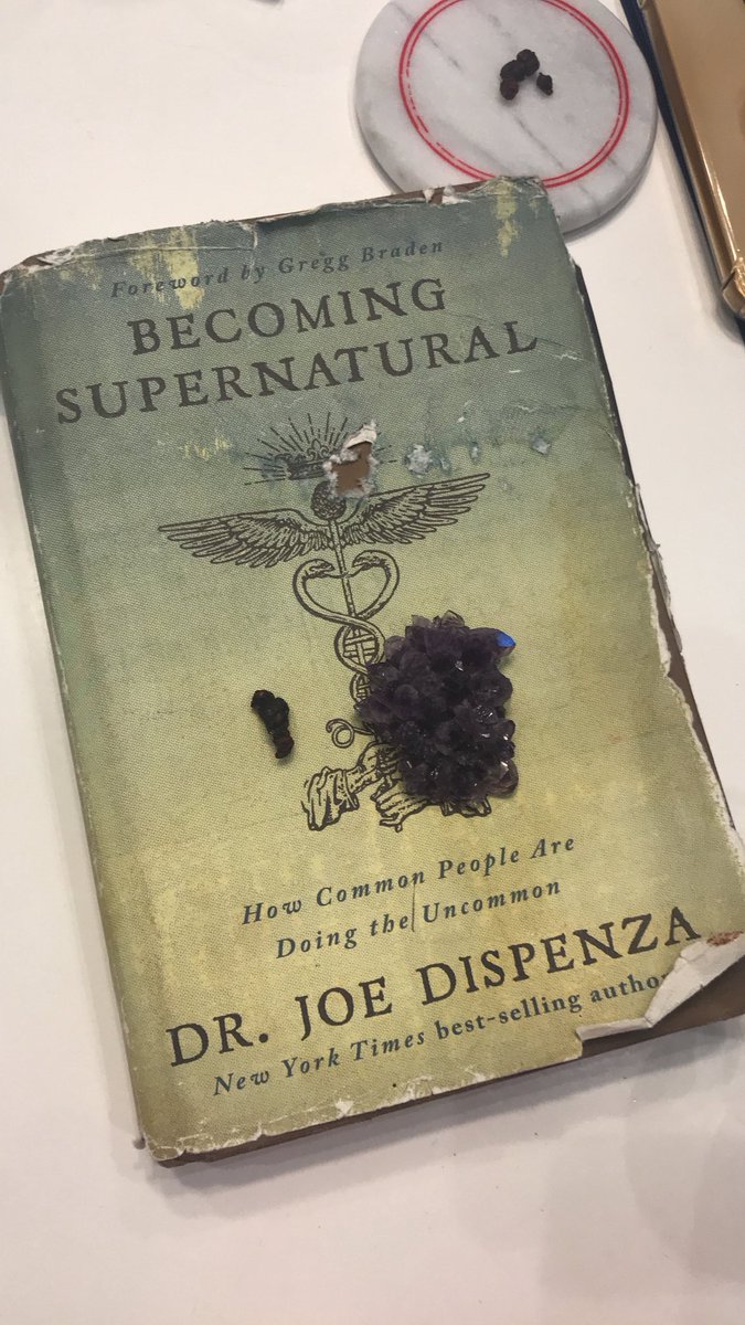 theabimaria's tweet photo. All the good vibes #metaphysics #energy #vibration #neuroscience #neurosemantics #learning #brain #power 🧠♥️💖✨ #vibes Don’t kill my #vibe https://t.co/uWDAoW3ges