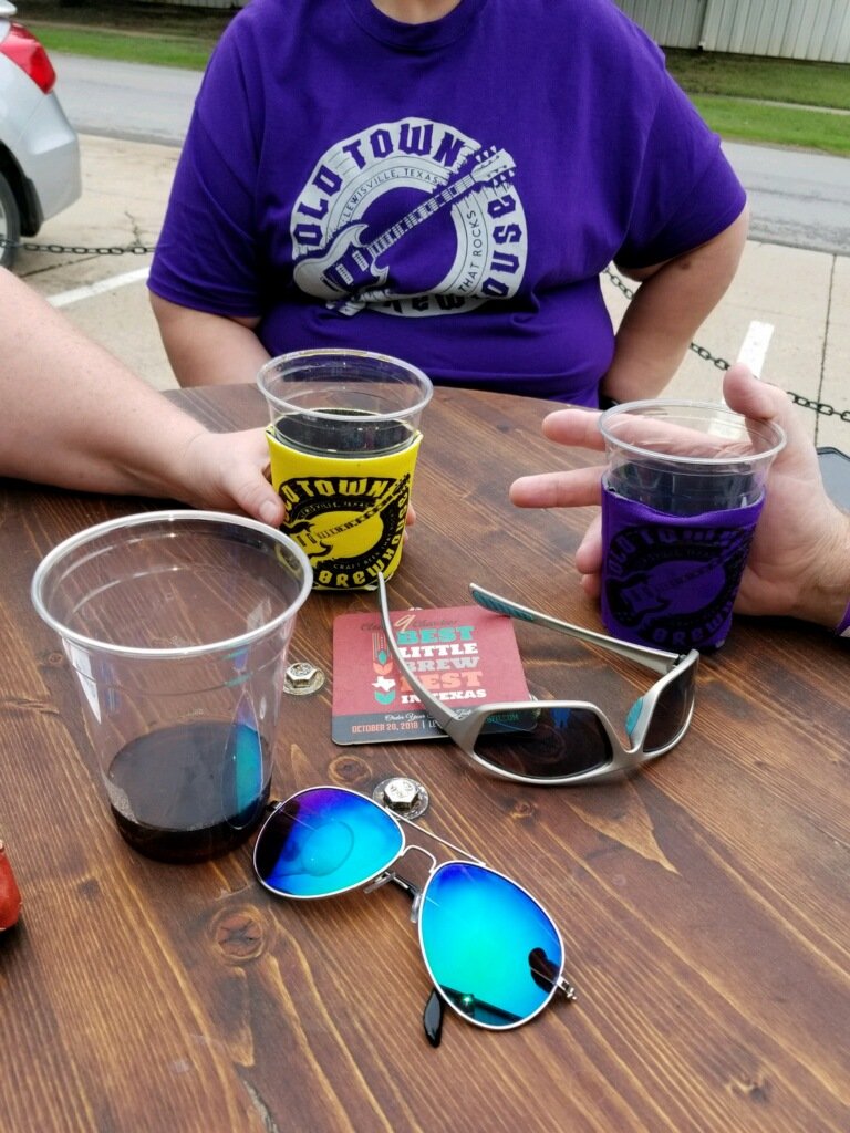 oldtownbrewhou1's tweet photo. #patioisopen for #craftbeer @  #oldtownbrewhouse https://t.co/p5VMaDecQo