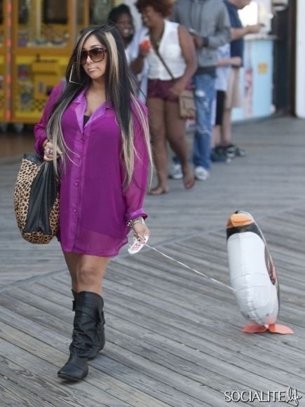 me when neither of my two friends are free to hang out