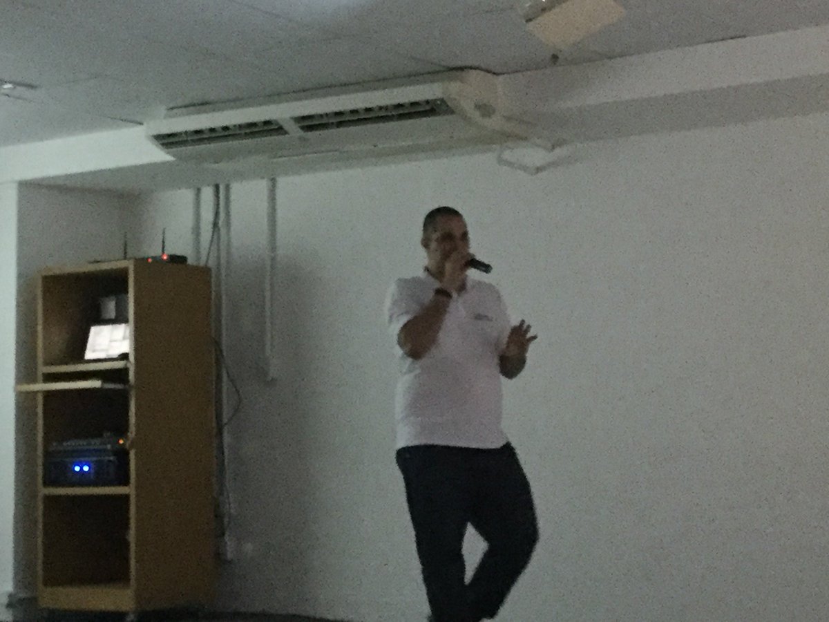 intradb's tweet photo. É demo que você quer @ ? 🤓 O consultor da @intradb @maycon alves traz pra gente na #CaravanaAzureData #Recife 🤩 https://t.co/QGBJyLvOaC