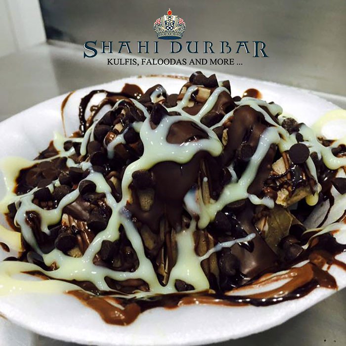 ShahiDurbar's tweet photo. Heaven 😍
Try out our Chocolate Heaven Sundae, today! 

#ChocolateHeavenSundae #Chocolate #Sundae #desserts #HappinessIsDesserts #LoveForDesserts #food #foodislove #delicious #ShahiDurbar #Tastetheroyal #Foodilicious #Foodgasm #Mumbai #Pune #Indore #Bhopal #Nashik #Surat #Goa https://t.co/ysOOKldGDD