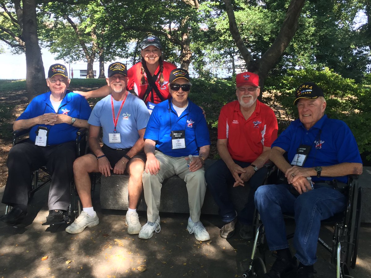 HonorFlightHou's tweet photo. Just a few of our Amazing Veterans and guardians at FDR Memorial! #honorflight #HFH #washingtondc #WWIIVeterans #ThankYouForYourService https://t.co/wf9cRFiLGI