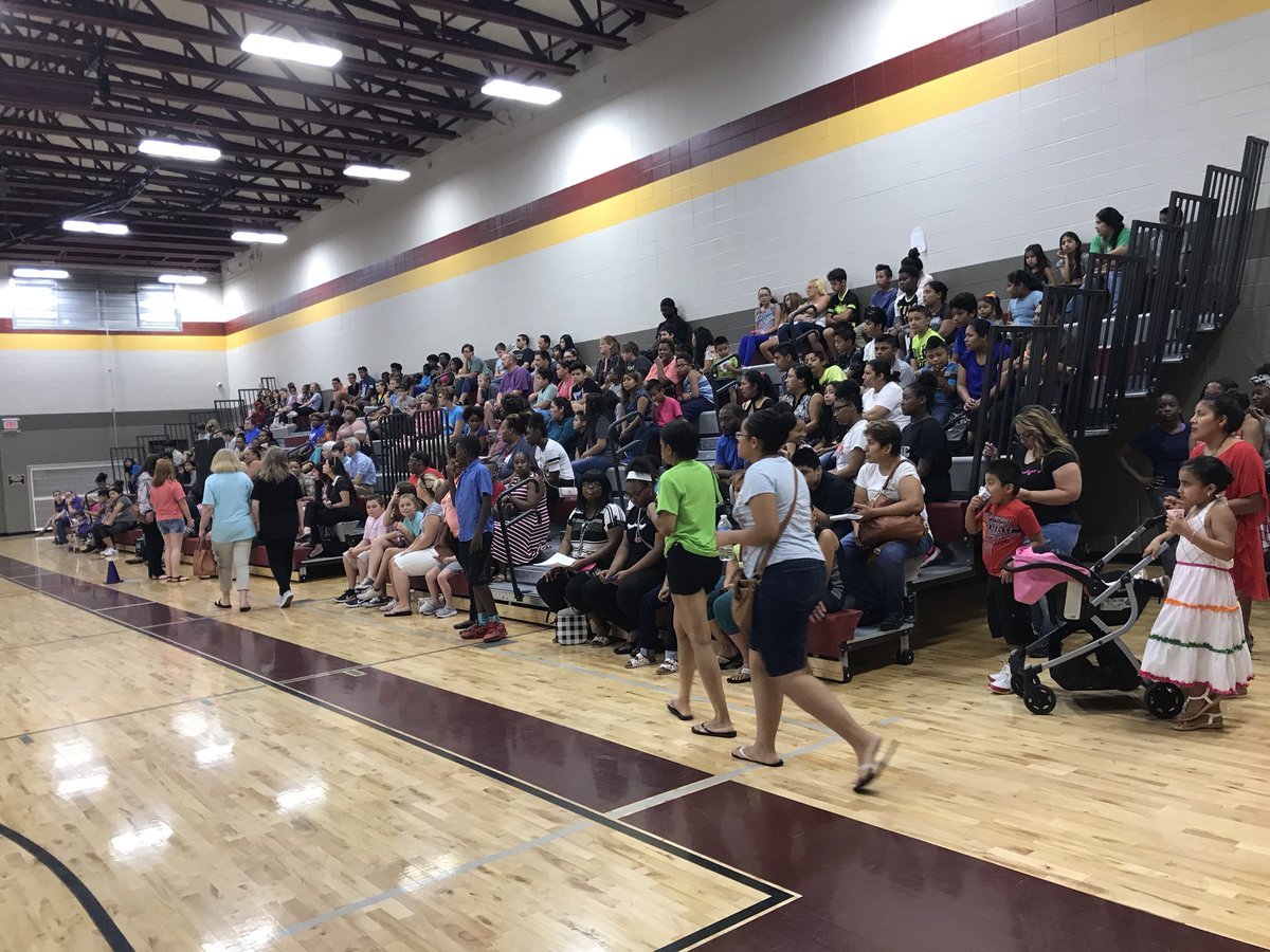 morrisP8hcs's tweet photo. Morris P8 - Technology Night, October 2, 2018, 5-6:00 PM.  Parents, teachers, students, community are invited. https://t.co/yd1gBXUrex