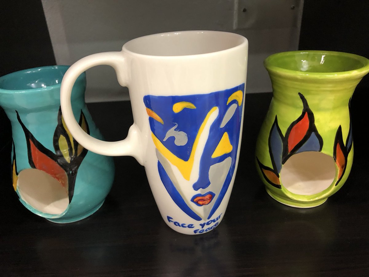 marciaforbes's tweet photo. AMarie’s design art @#DesignWeek2018 So many gift choices 🆙🆙 https://t.co/I6ngfyg8Jf