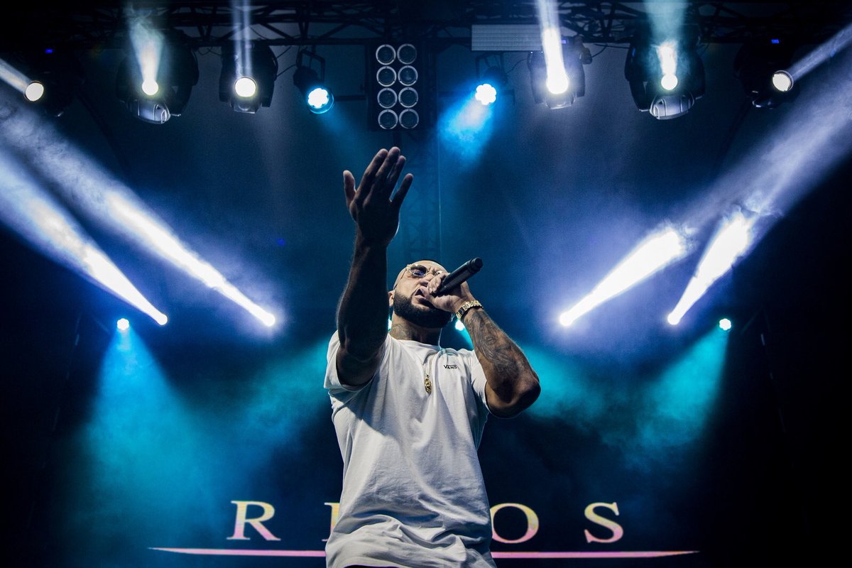 RixosSungate's tweet photo. BEFORE SUNSET
Мы благодарим Дони за яркое и незабываемое выступление в Rixos Sungate! Он снова обрадовал нас новыми и зажигательными хитами! 
🥂
.
#rixoshotels #rixossungate #music #concert #entertainment #entertainmenthotel #party #music #musiclover #musiclife #travel #turkey https://t.co/6IjU8ZON85