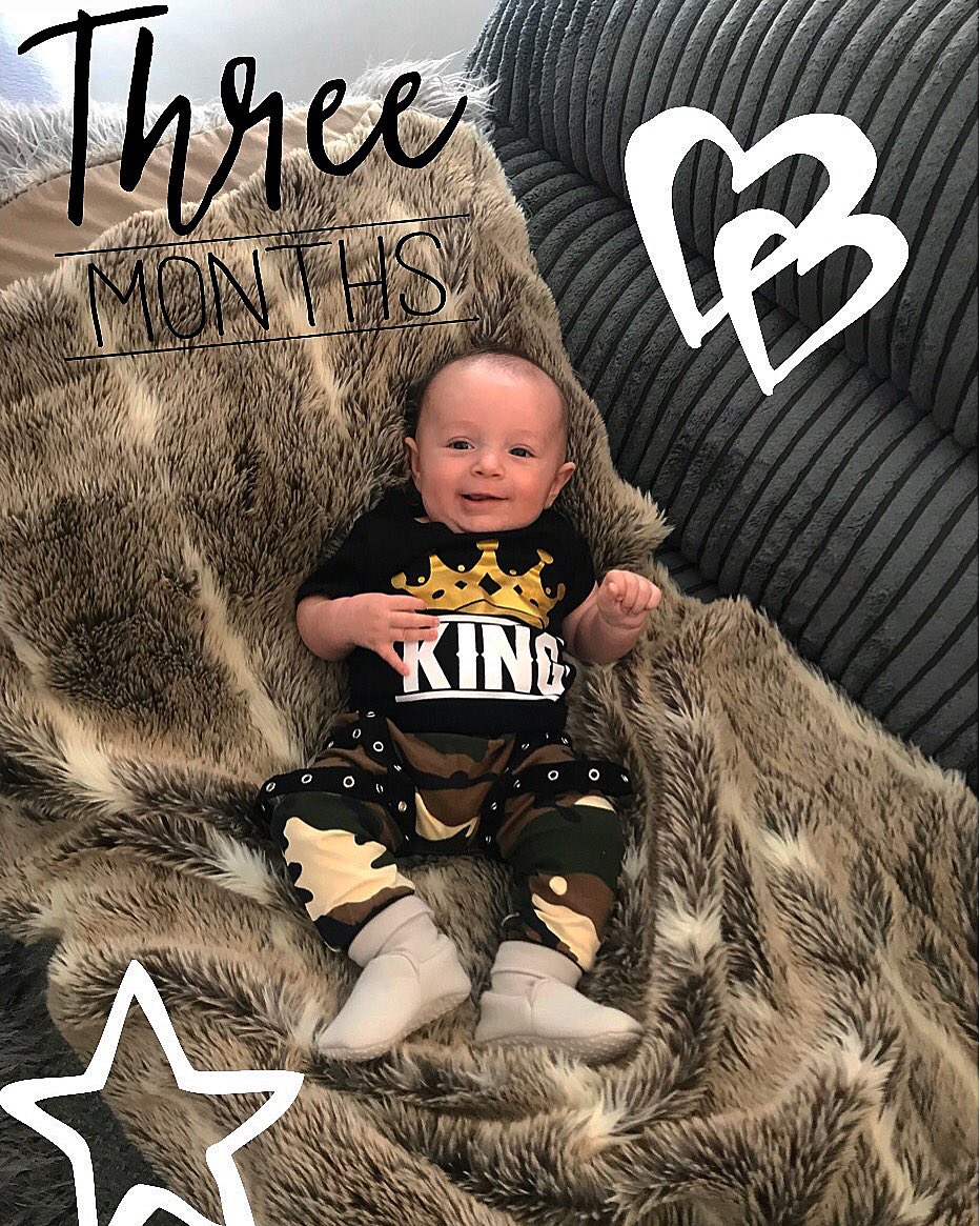 BecHeaton's tweet photo. 3 months old thankyou for changing our lives ur out ov this world 🌍❤️🌍 https://t.co/DvPAZKW0NG