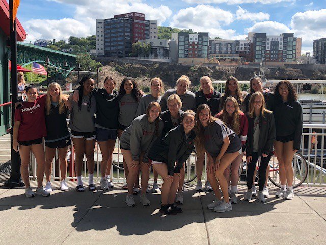 RazorbackVB's tweet photo. It's a great day for lunch down by the river in Knoxville! https://t.co/afISDREJ2s