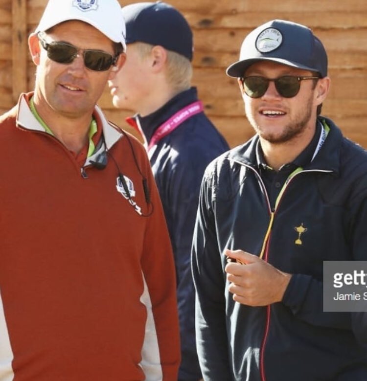 1D_account11's tweet image. Niall at the #RydersCup today 29.9