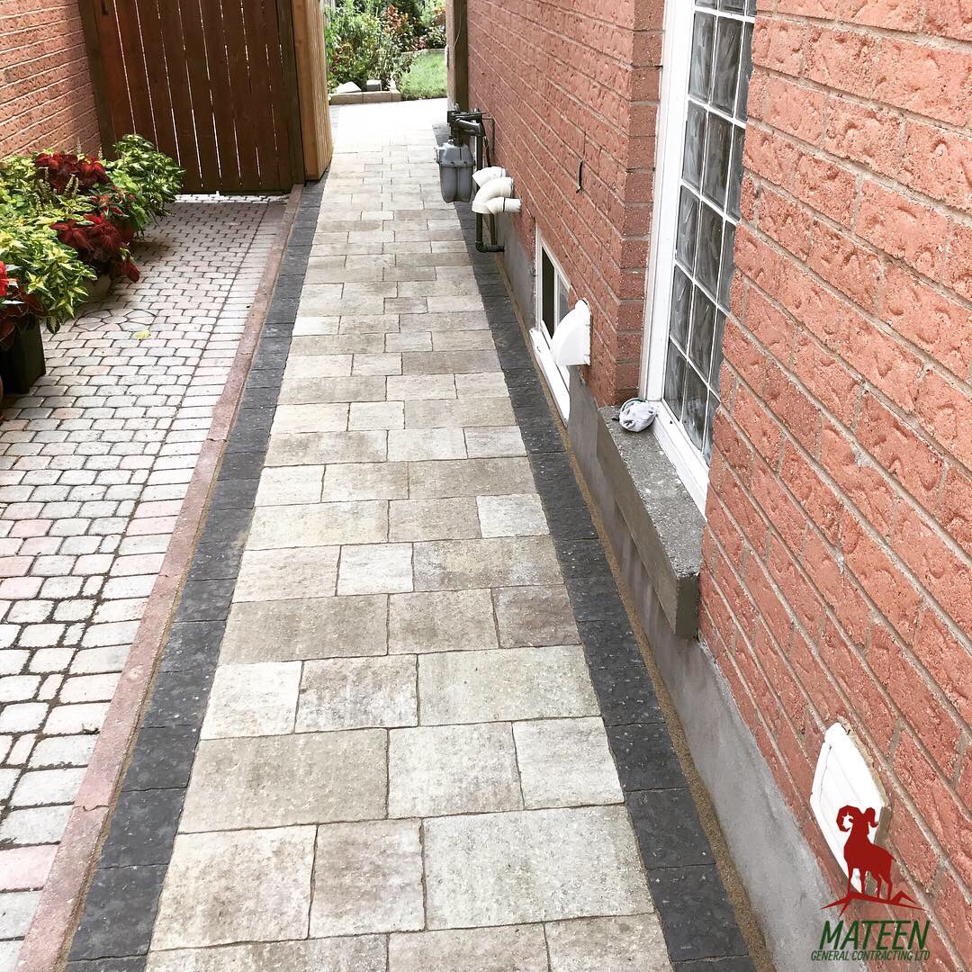 mateengeneral's tweet photo. 🌿👣
⁣
Turn your backyard into an outdoor retreat!⁣
⁣
An interlocked patio space is an ideal way to liven up your outdoor living space. Trust @mateengeneral with your project and watch your vision come to life. ⁣
⁣
We are currently running a 10% promotion on all projects! https://t.co/5mK4hqOUsT