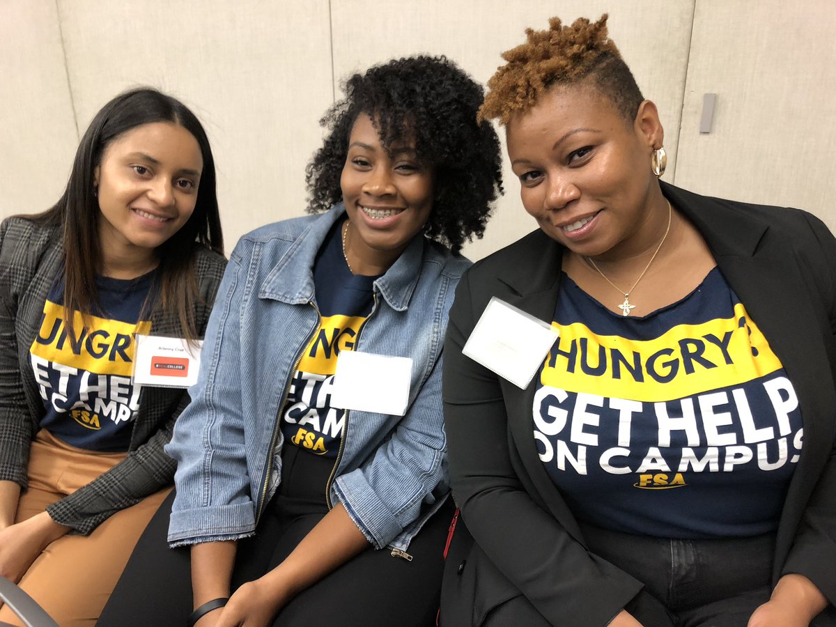 KatRoxD's tweet photo. So proud of these brilliant #CUNY #RealCollege2018 conference speakers!!! Representing Hostos and John Jay, our #CUNYFoodSecurityAdvocates spoke on a panel about student mobilization for food security! @cunyurbanfood @HealthyCUNY https://t.co/MyHj1EzToY