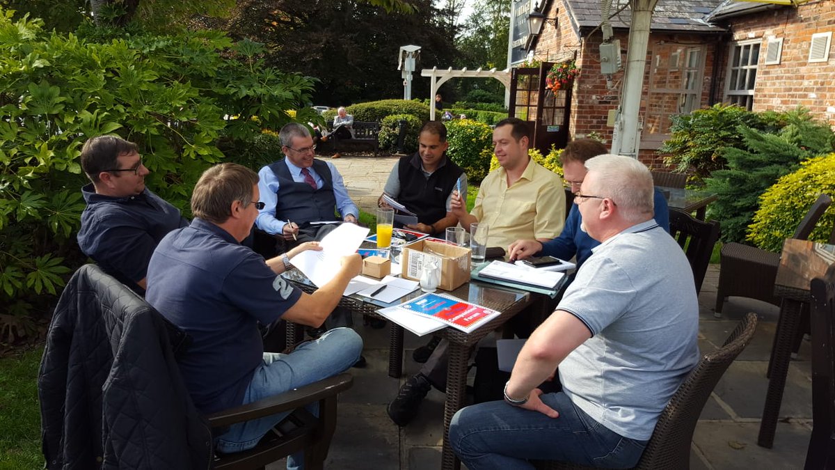 CheshirePGL's tweet photo. Our "Masters' &amp; Masons' Forum" Representatives from all areas in  #Cheshire having their first meeting this afternoon. @ForumMasons @UGLE_GrandLodge https://t.co/mO3h0EtlII