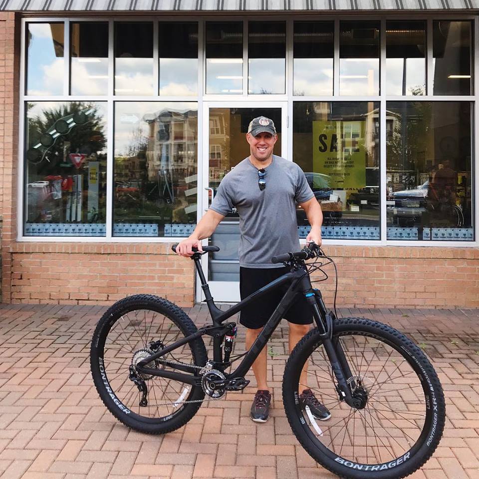 TrekofCLT's tweet photo. Matt and his family have decided to dive into the great sport of mountain biking! He and his son are headed to Lake Norman State Park now for the maiden voyage on his Fuel Ex 8. Happy New Bike Day! #wepedalfun #familieswhoride #rideTrek #rideoutside #FuelEX8 https://t.co/lbXim9OQUT
