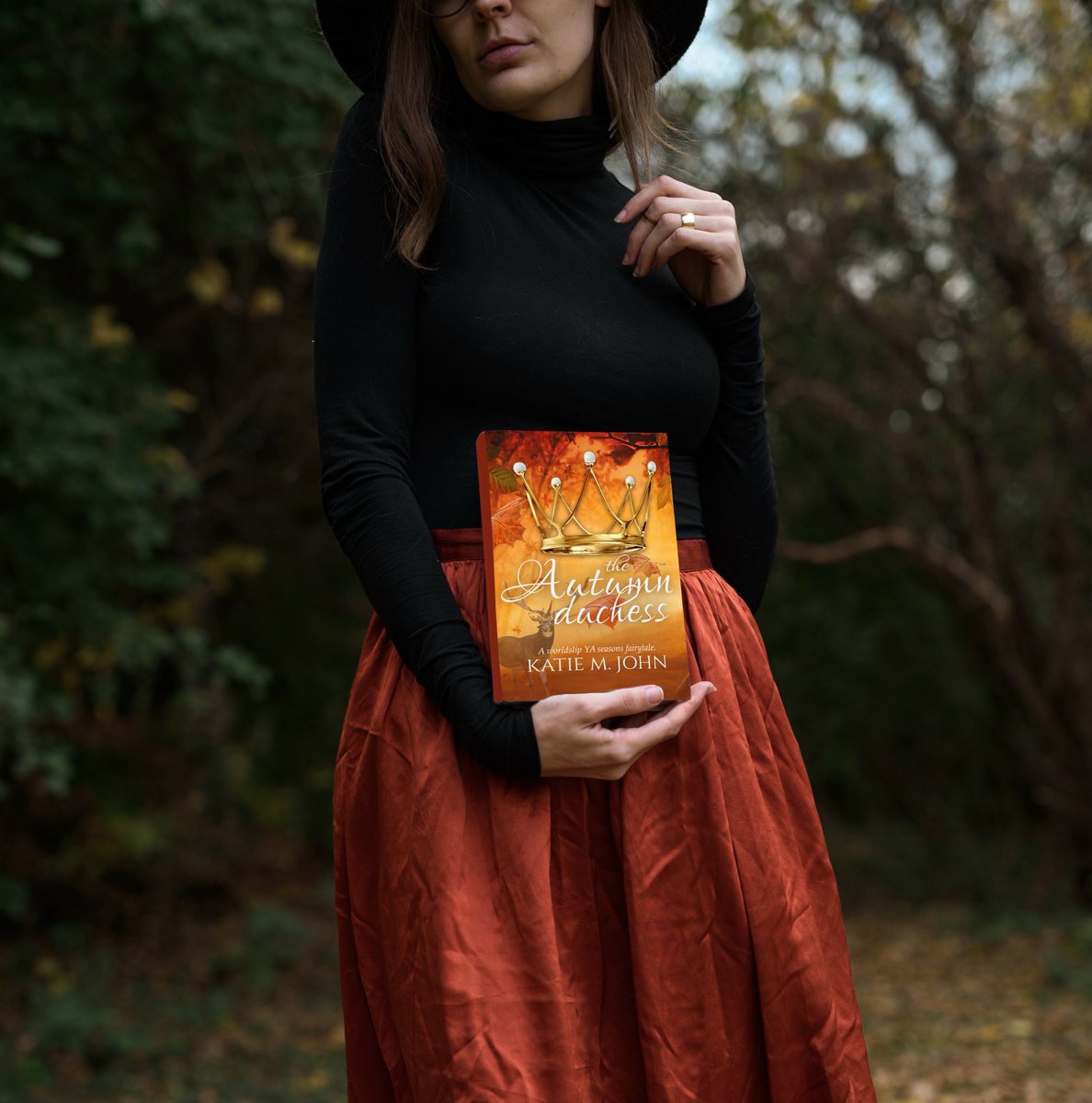KnightTrilogy's tweet photo. Free Kindle download only until midnight tonight 'The Autumn Duchess' + Facebook giveaway. 
Time-travel, highland magical romance with Jacobites, witches, vengeful baby-eating fae and dastardly dukes. 

#YABookPromo
#kindlebooks
#freebooks 

https://t.co/bf3Le4cE6D https://t.co/fZXrcl7QGI